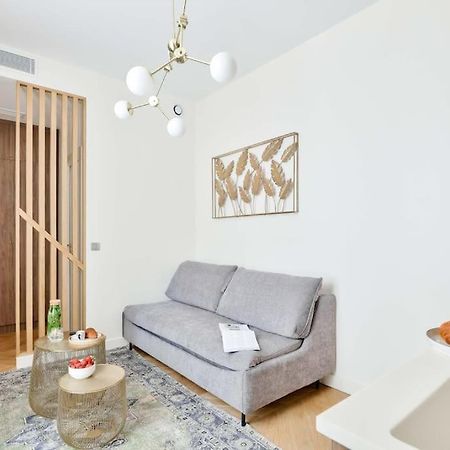 Luxurious & Peaceful - Near Le Marais - With Ac Lägenhet Paris Exteriör bild